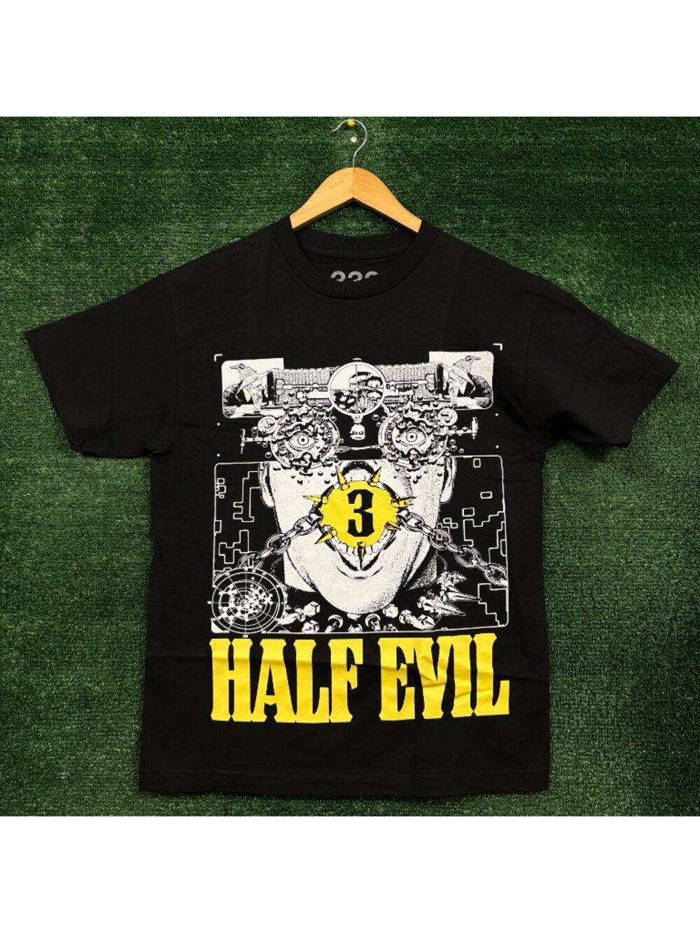 333 Half Evil Chained Human Machine T-Shirt Size Medium